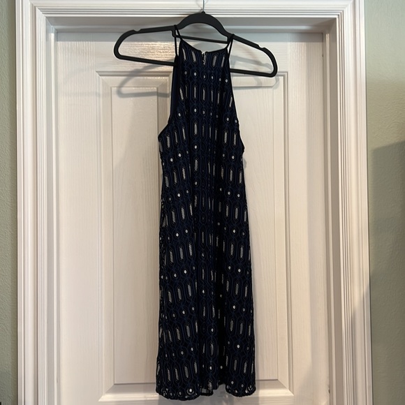 LOFT Metallic Geometric Shift Dress - Picture 3 of 8